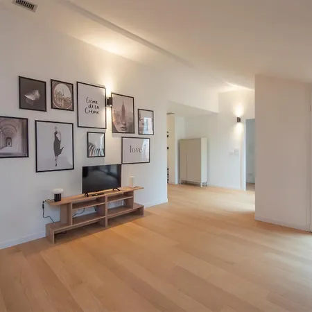 Xenia - 2rooms In Via Petrella 4 E Appartamento Milano