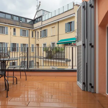 Xenia - 2rooms In Via Petrella 4 E Appartamento Milano
